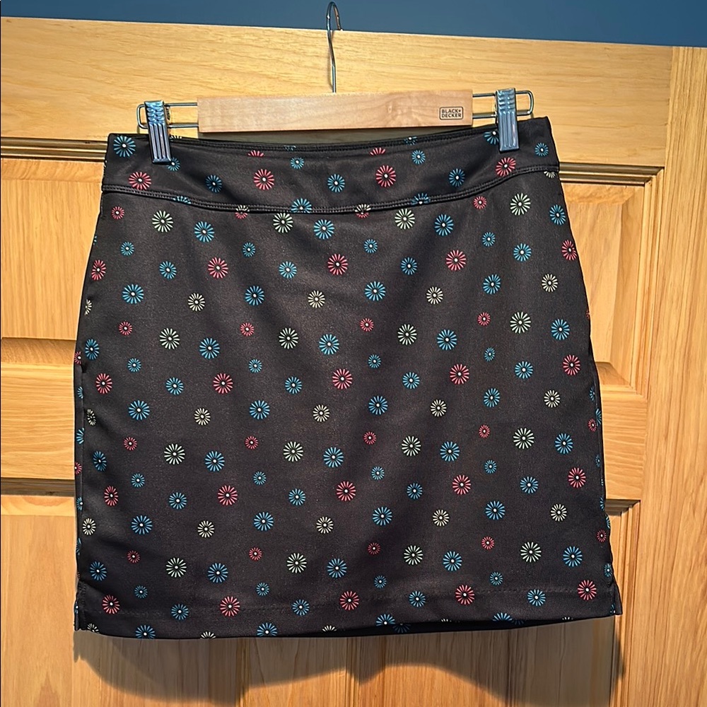 Floral Patterned Black Skirt
